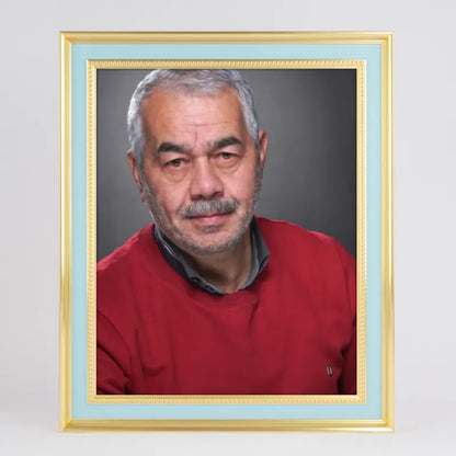 Custom Vertical Picture Frame 4:5