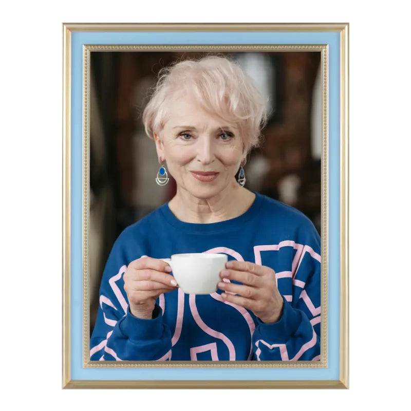 Custom Vertical Picture Frame 3:4